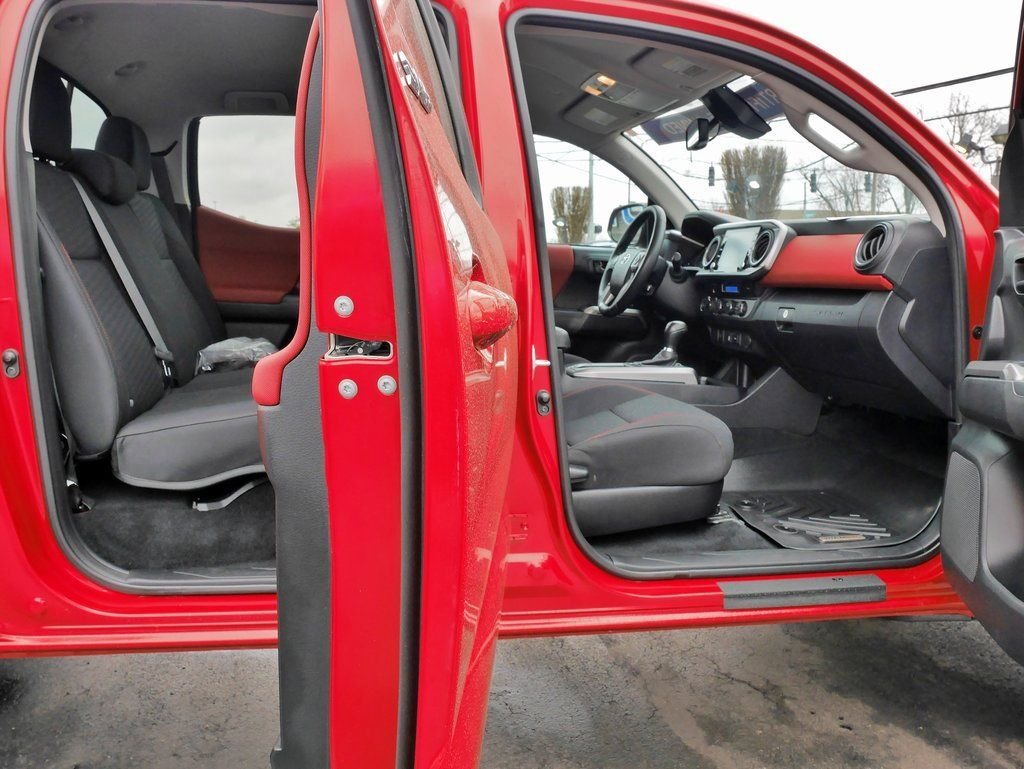 2023 Toyota Tacoma SR5 - Photo 10