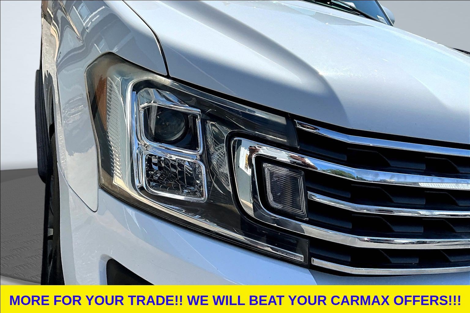 Used 2021 White Ford XLT image 29