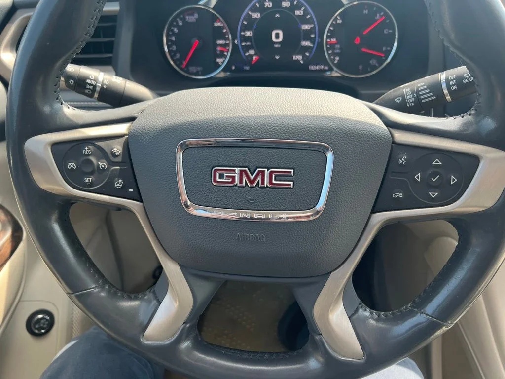 Used 2020 White Frost Tri-Coat GMC Denali image 12