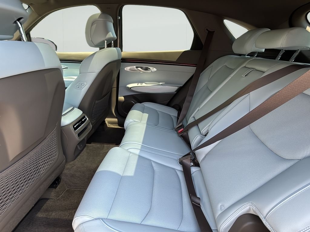 2026 GENESIS GV70 Advanced - Photo 16