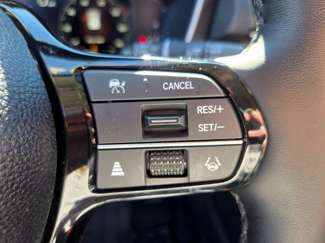 Used 2025 White Honda Elite image 33