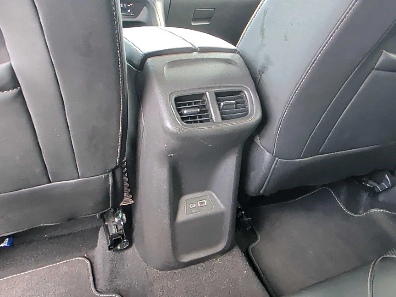 Used 2023 Ebony Twilight Metallic Buick Essence image 29