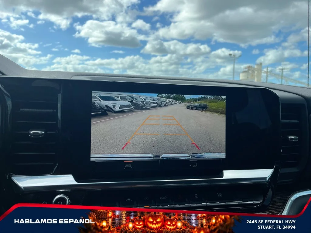 Used 2026 Downpour Metallic GMC Elevation image 31