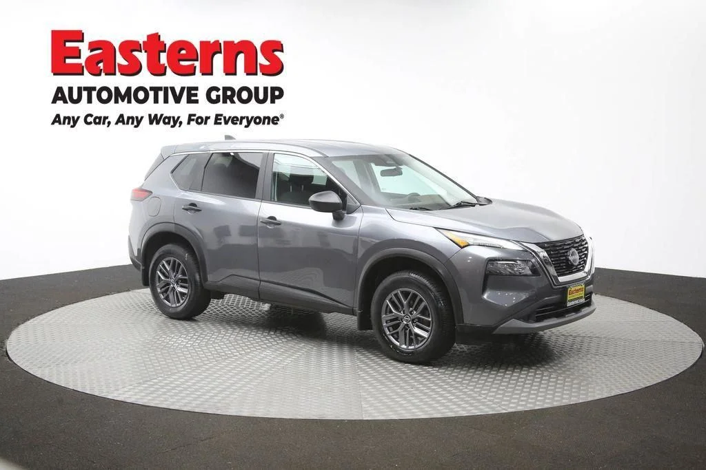 Used 2023 Gray Nissan S image 51