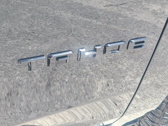 Used 2023 Black Chevrolet Z71 image 35