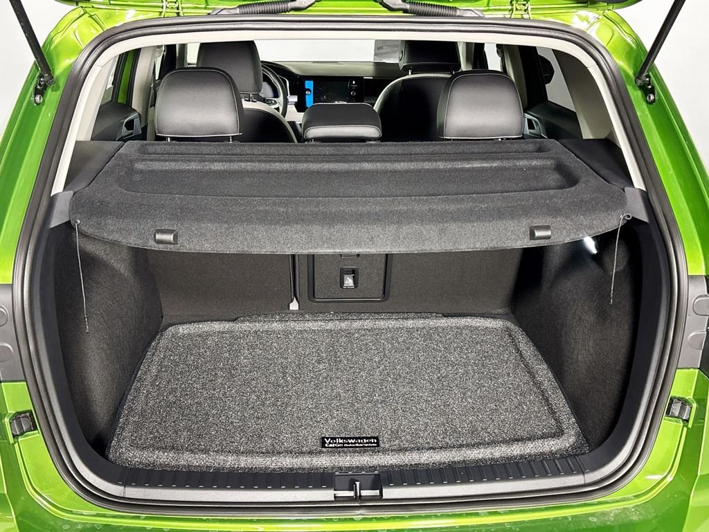 New 2026 Bright Moss Green Metallic Volkswagen 1.5T SE image 21