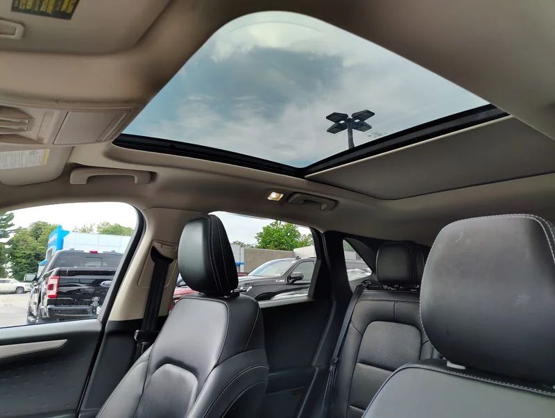Used 2020 White Ford SEL image 11