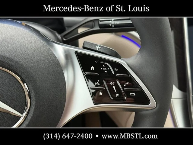 New 2027 Polar White Mercedes-Benz GLC 300 image 17