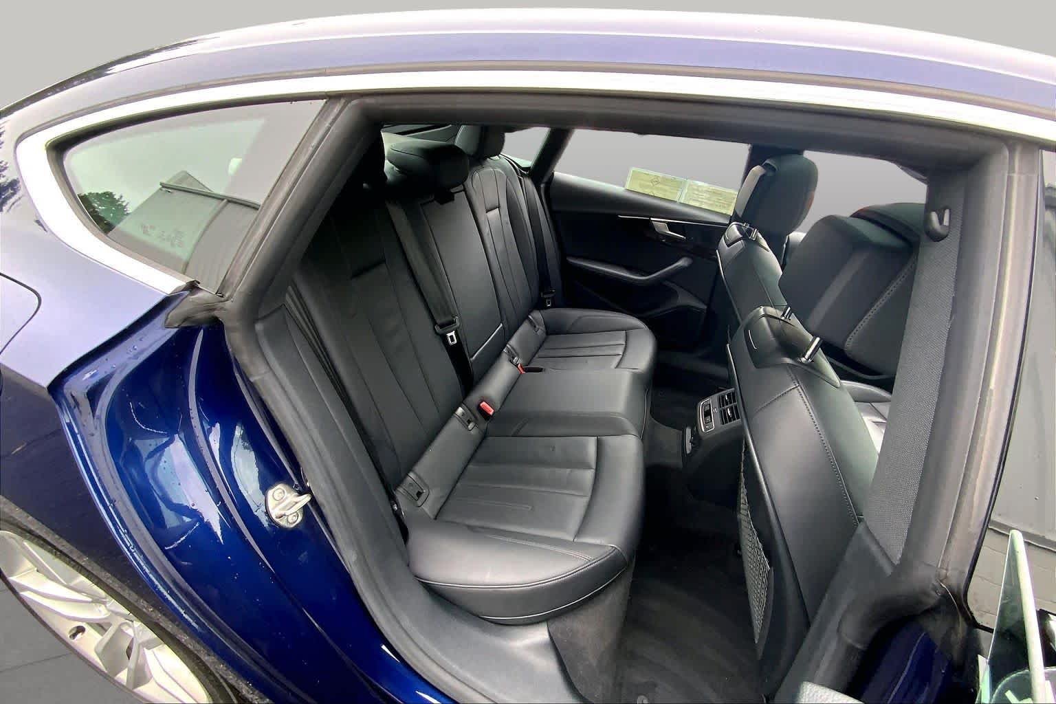 Used 2019 Navarra Blue Metallic Audi Premium Plus image 19