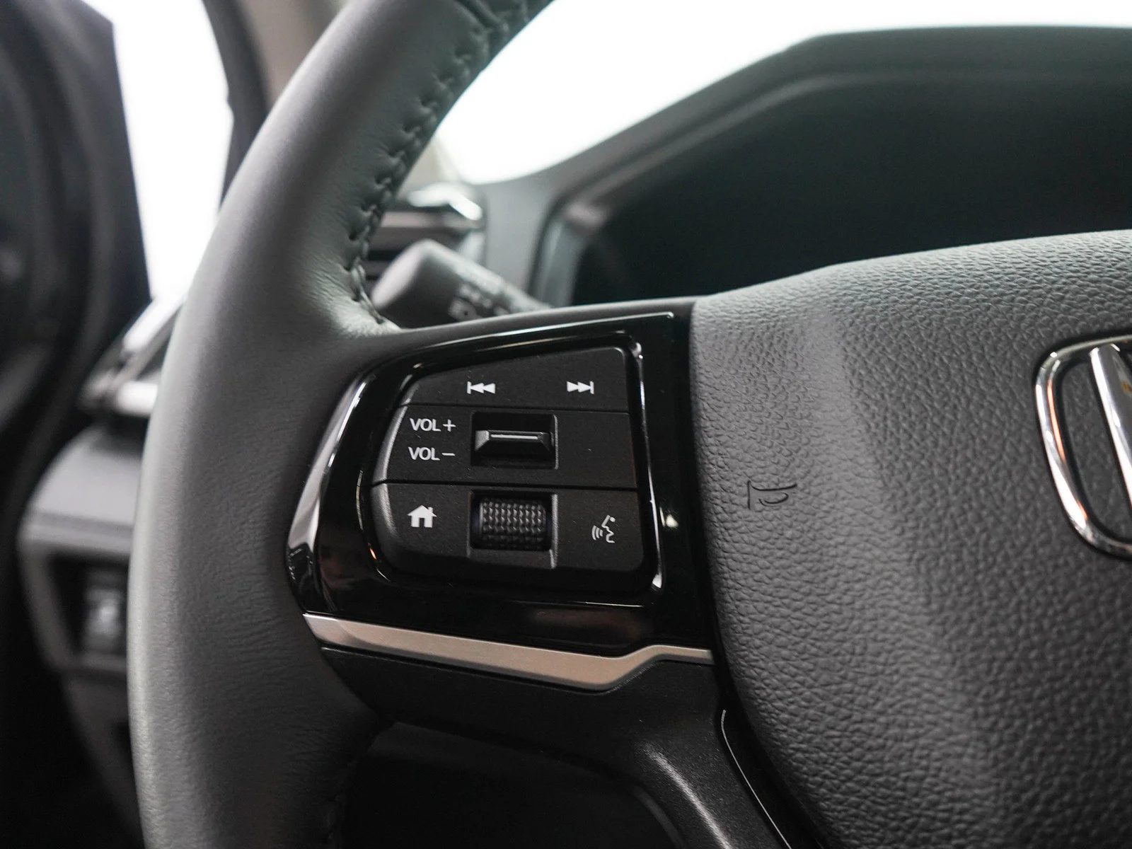Used 2026 Black Honda Touring Auto image 27