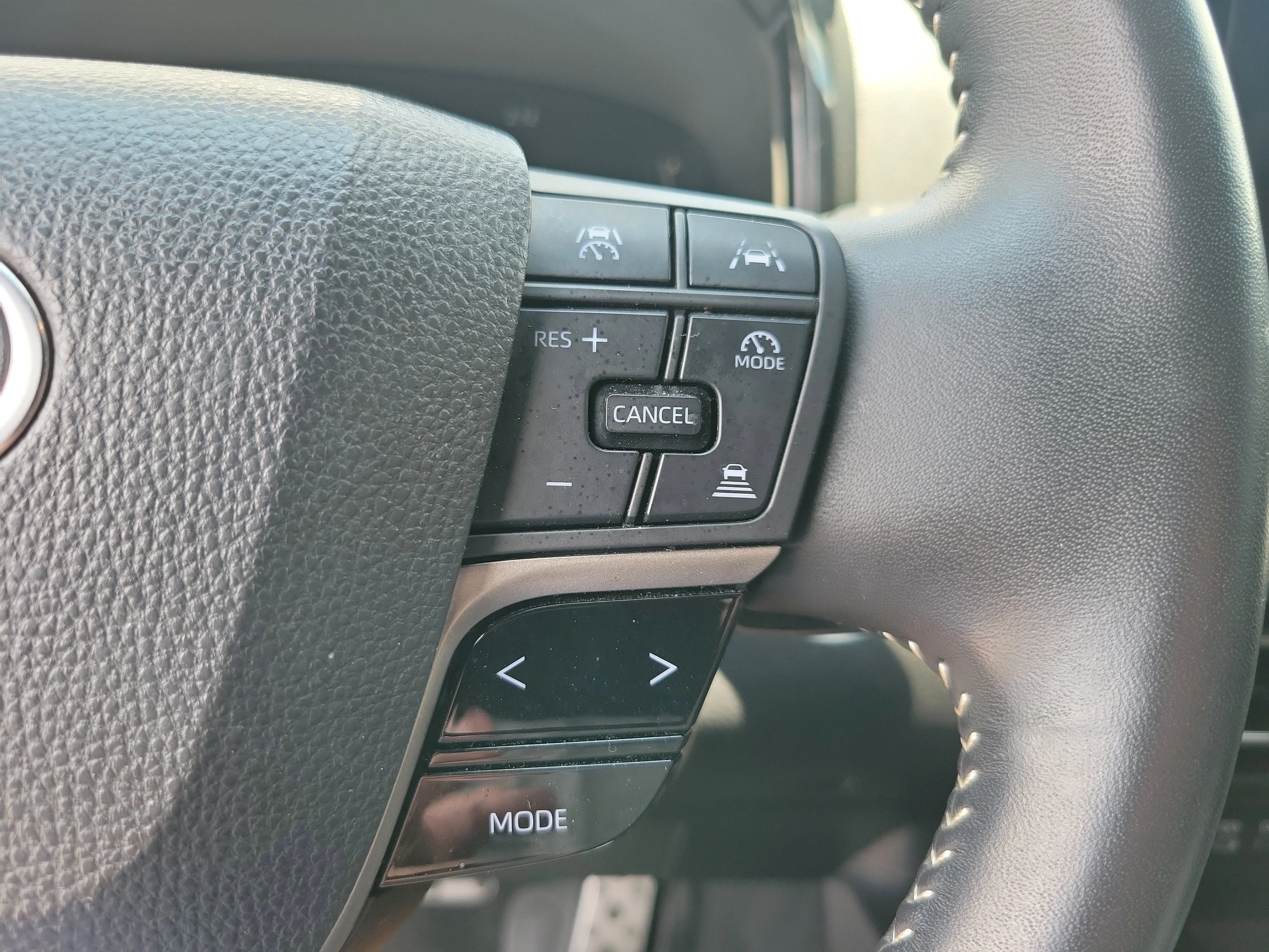 Used 2025 Underground Toyota SE image 16