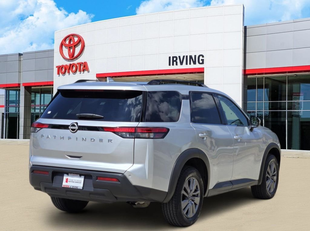 Used 2024 Silver Nissan SV image 4