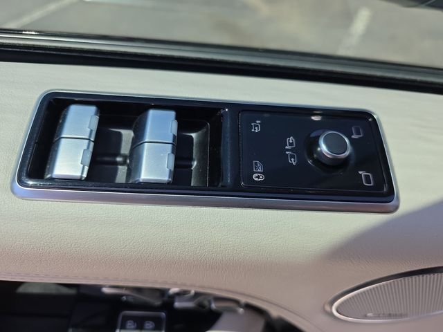 Certified Used 2022 White Land Rover Westminster image 30