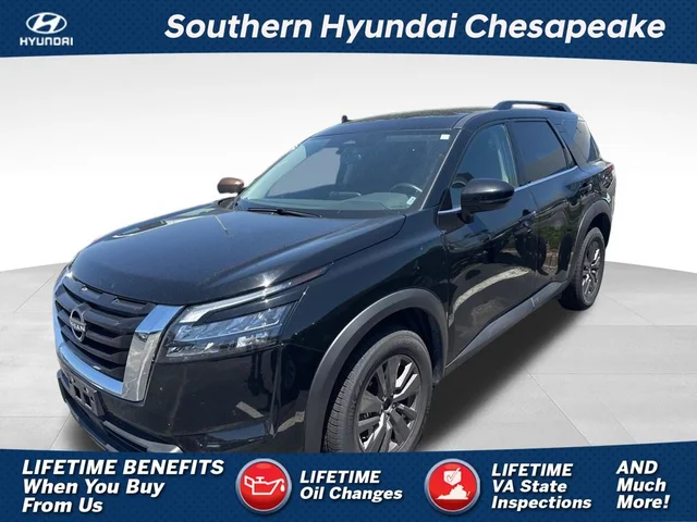 2024 Nissan Pathfinder SV