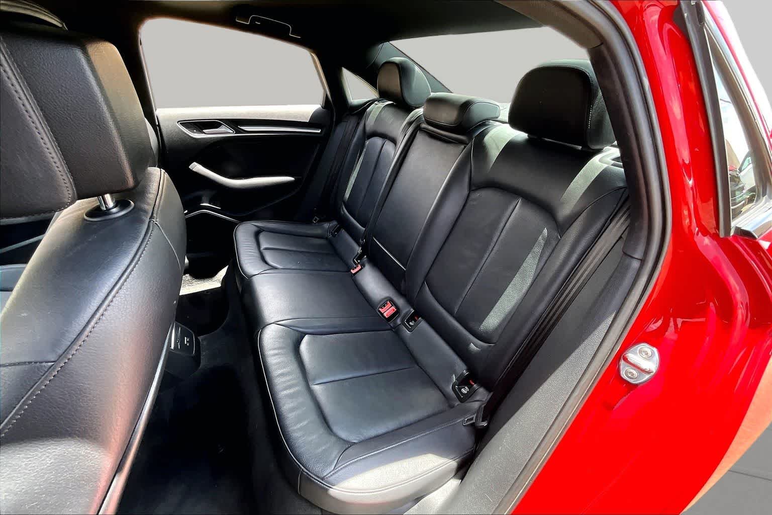 Used 2020 Tango Red Metallic Audi Premium Plus image 20