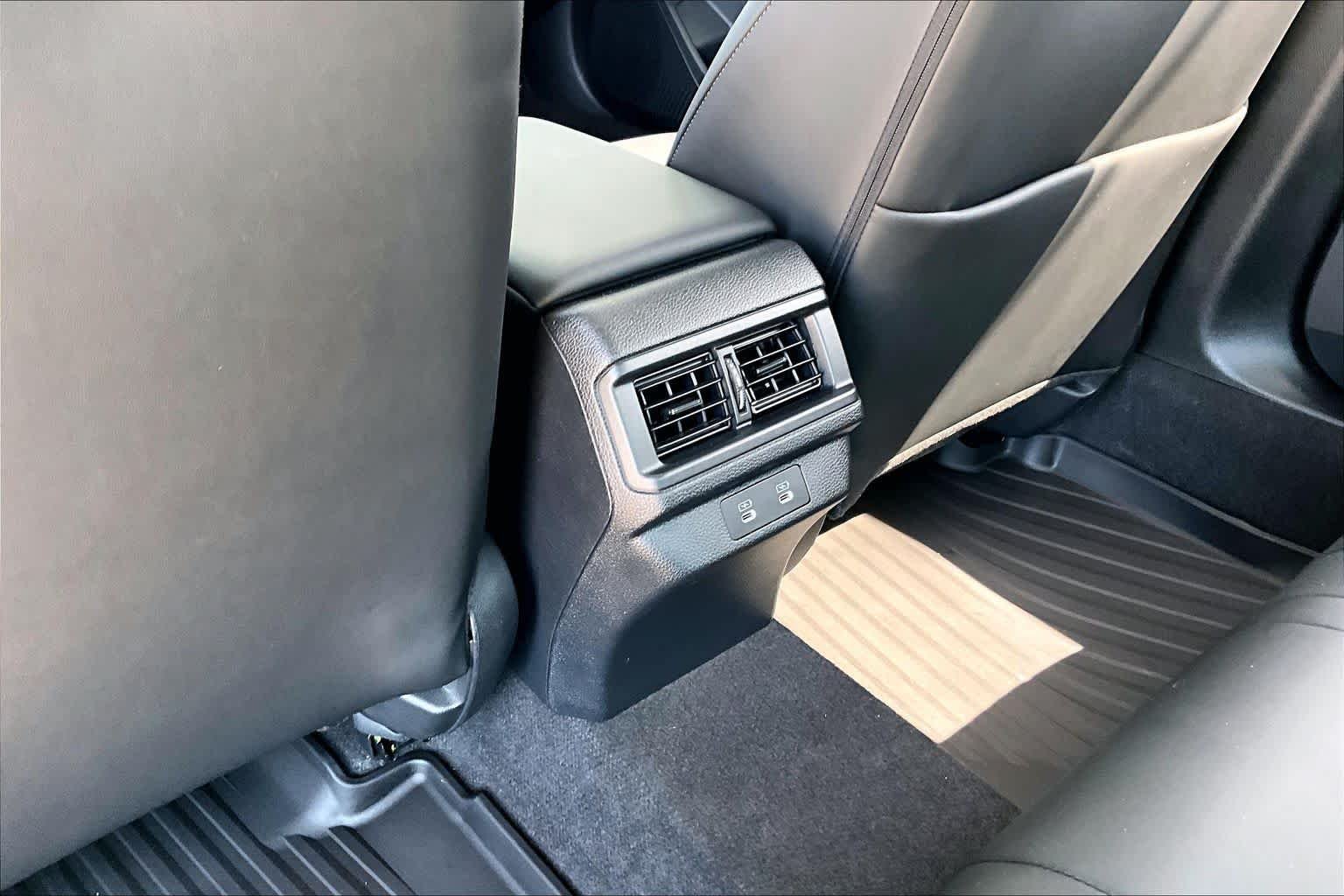 Certified Used 2025 Urban Gray Pearl Honda HYBRID EX-L image 34