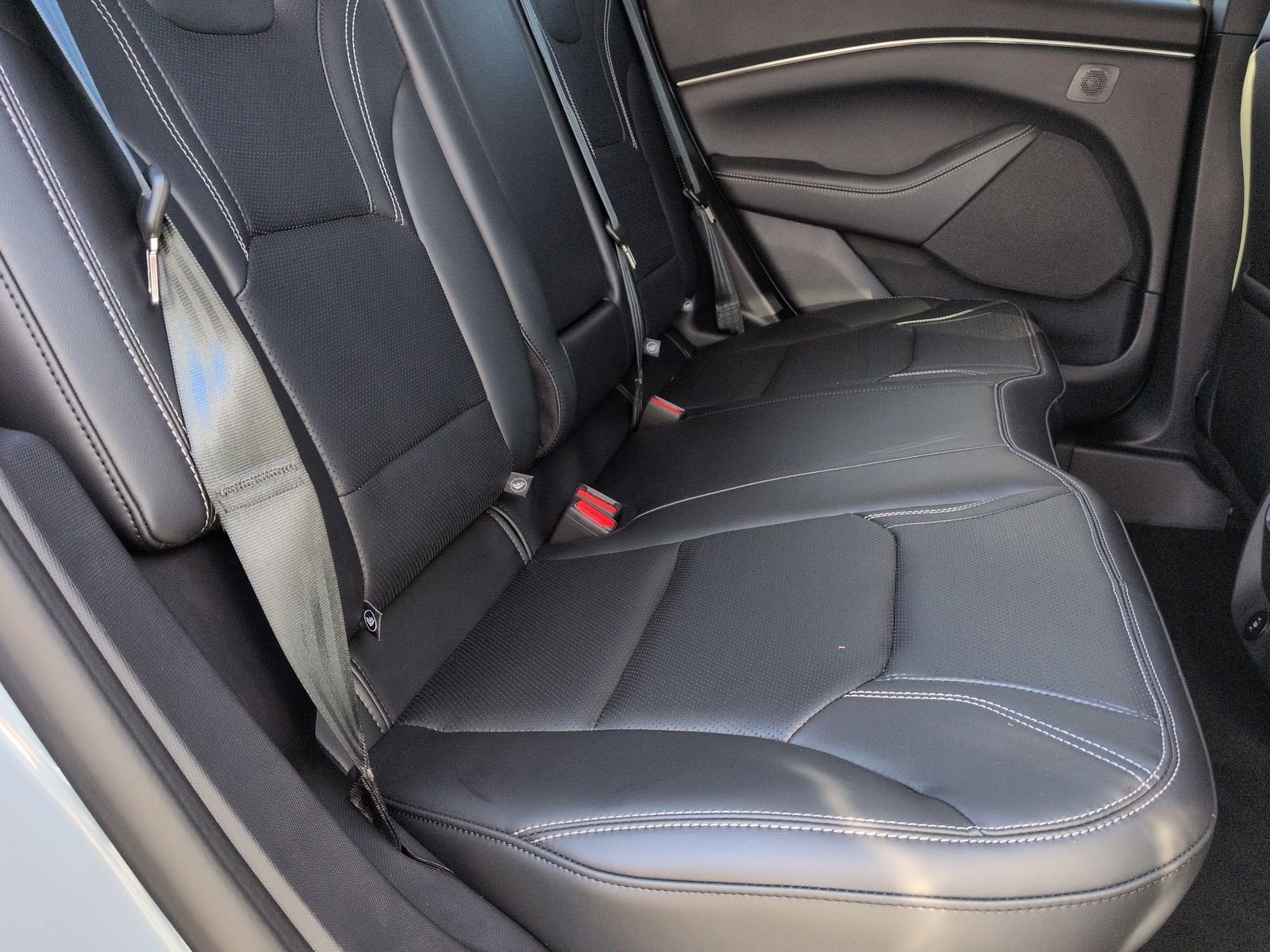 2025 Ford Mustang Mach-E Premium - Photo 21