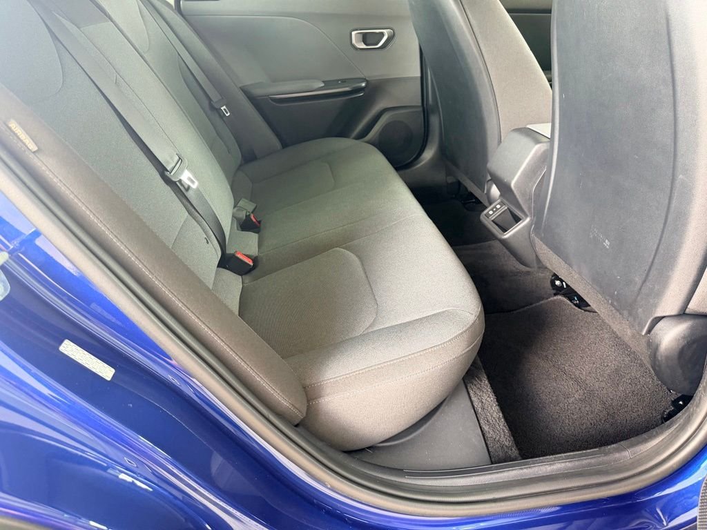 Used 2025 Blue Kia LXS image 33