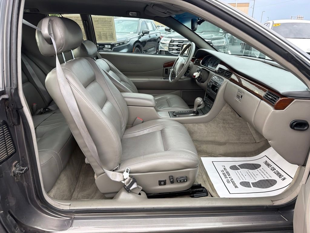 Used 1999  Cadillac Base image 15