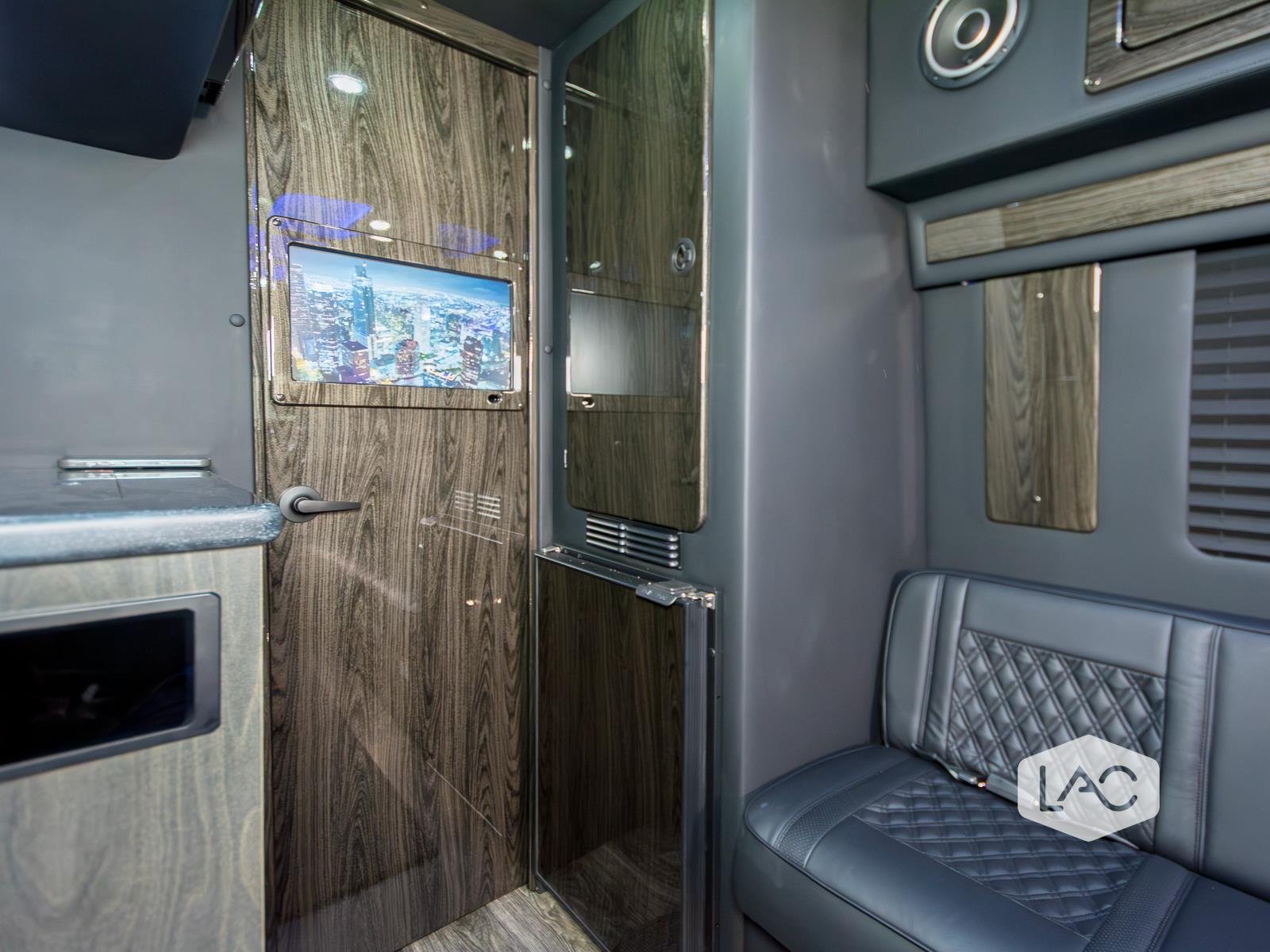 New 2026 Stone Gray OGV Luxury Coach AWD*ADV PKG w/ 540ah ADV-3.1 Acc PKG image 13