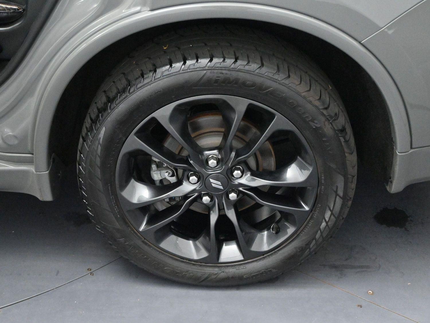 Used 2022 Destroyer Gray Clearcoat Dodge Orange Sport image 31