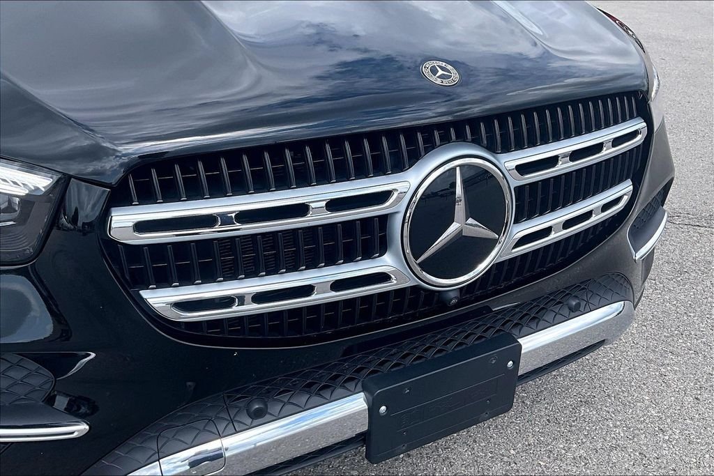 Used 2025 Black Mercedes-Benz GLE 350 image 29