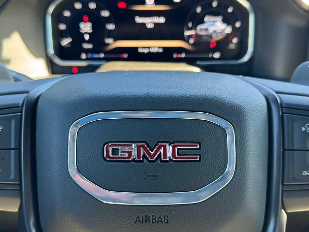 2026 GMC Sierra 1500 AT4X - Photo 19
