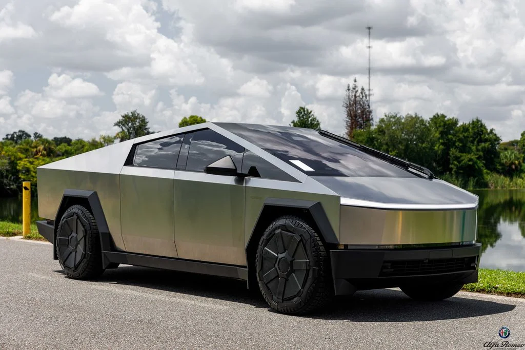 2024 Tesla Cybertruck