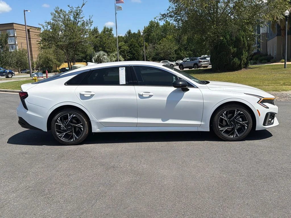 New 2026 White Kia GT-Line image 8