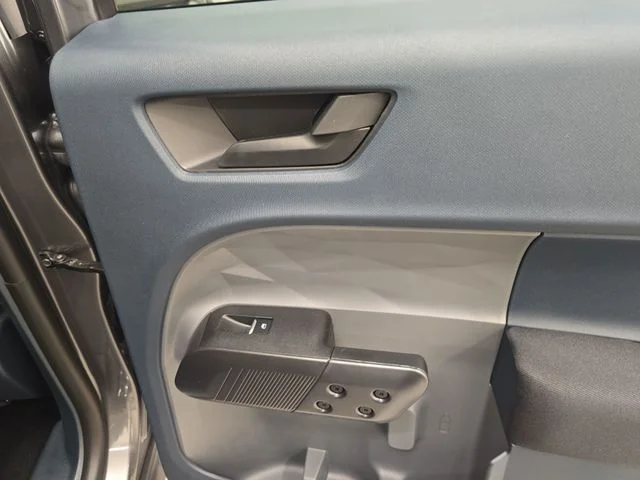 New 2026 Carbonized Gray Metallic Ford XL image 16