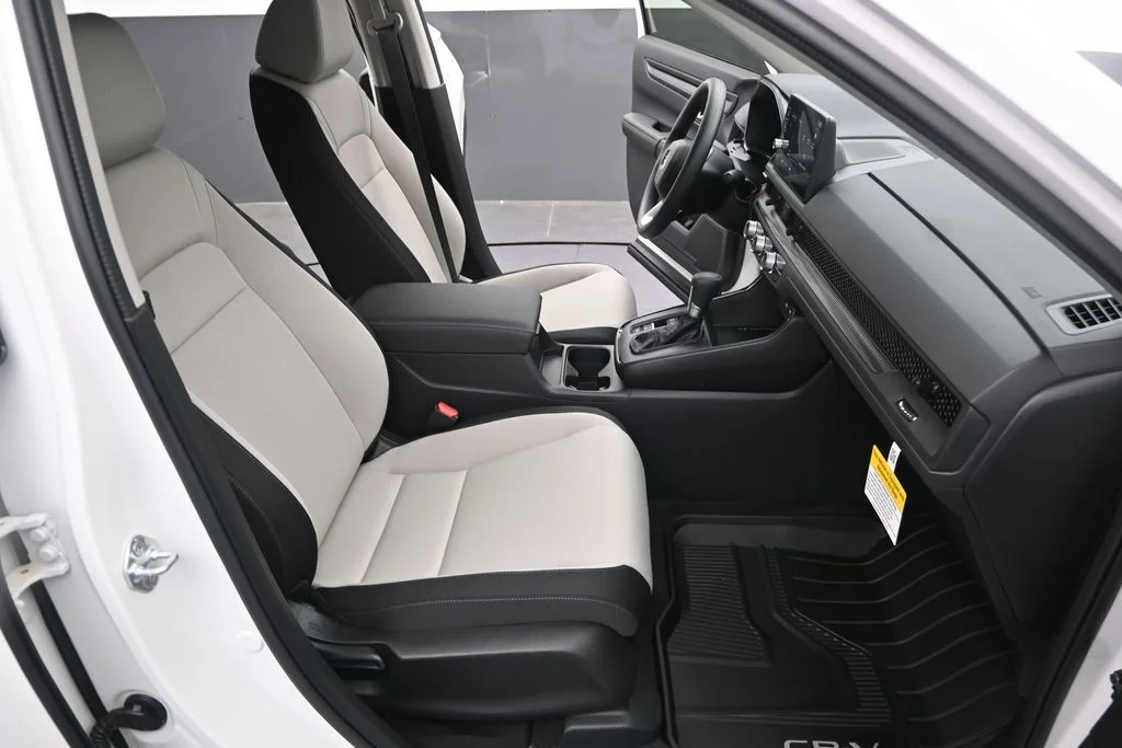 New 2026 Platinum White Pearl Honda LX image 22