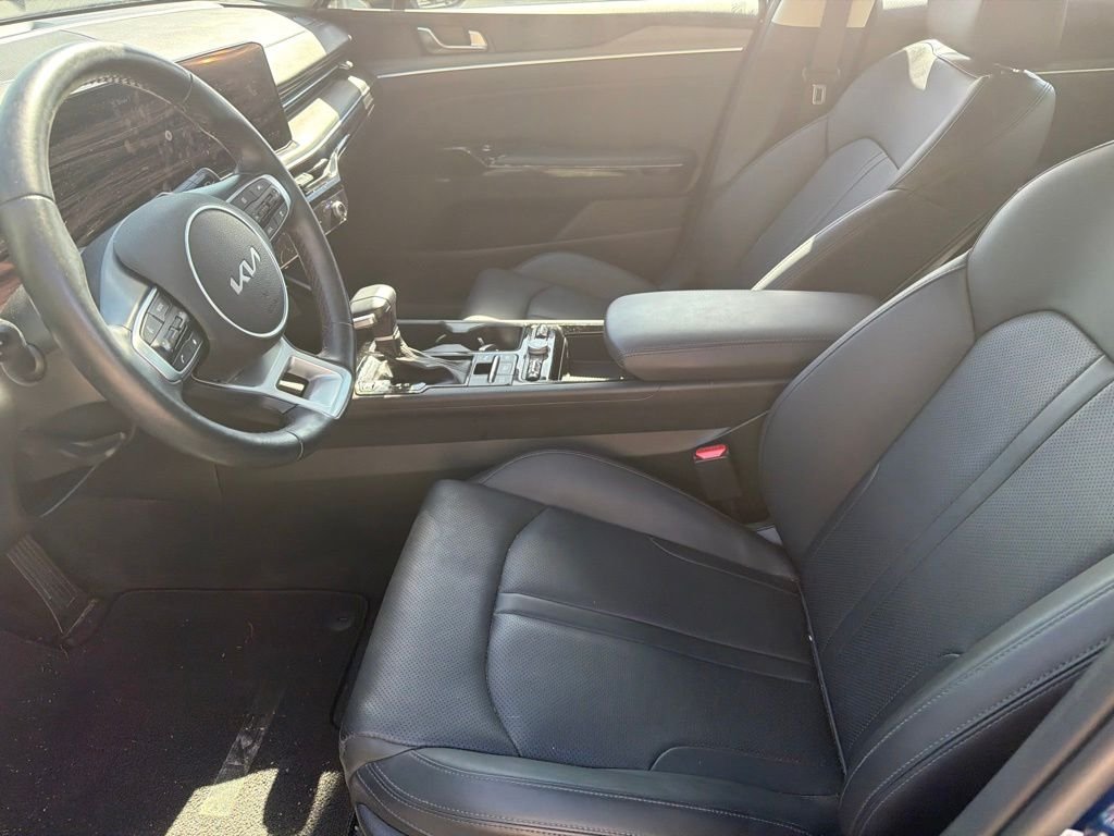 Certified Used 2025 Blue Kia EX image 10