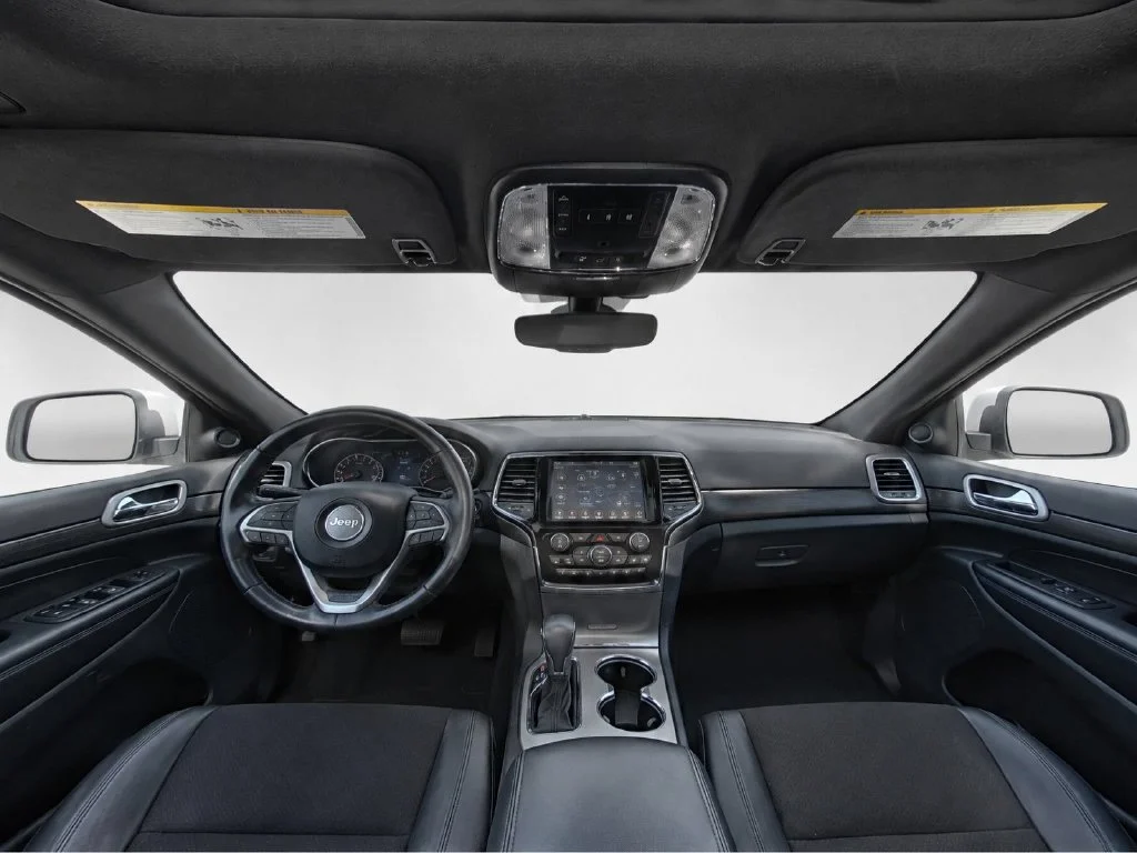 Certified Used 2020 White Jeep Altitude image 30