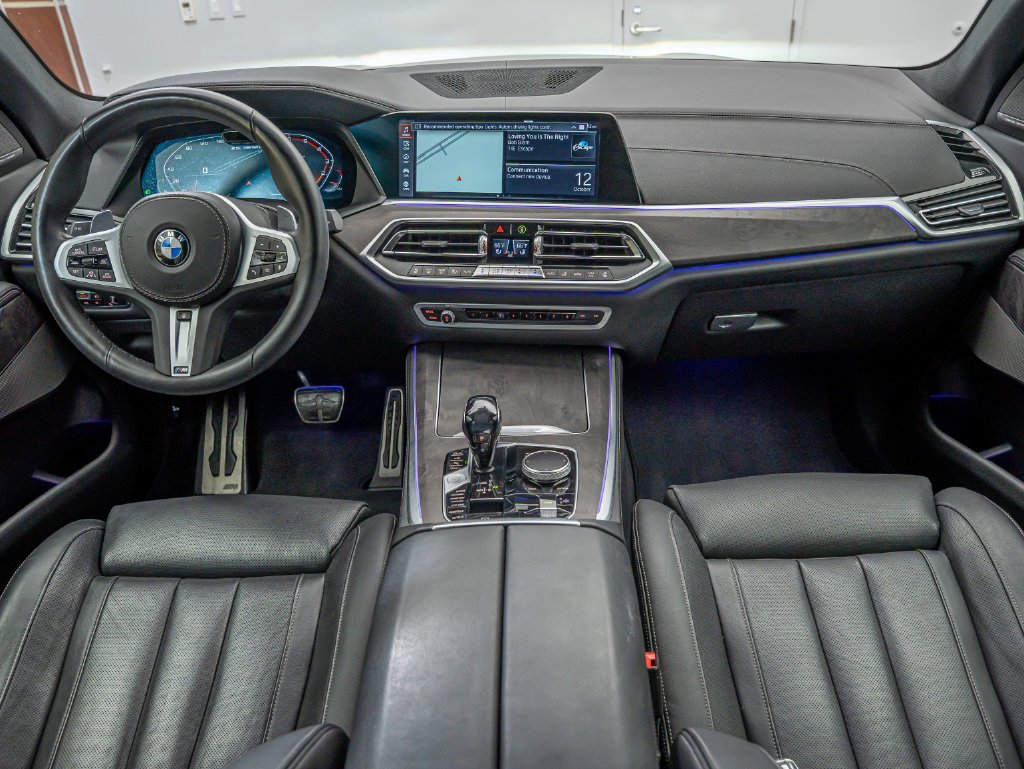 Used 2020 Black Sapphire Metallic BMW M50i image 38