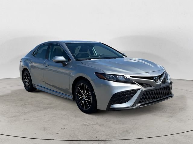2024 Toyota Camry SE - Photo 7