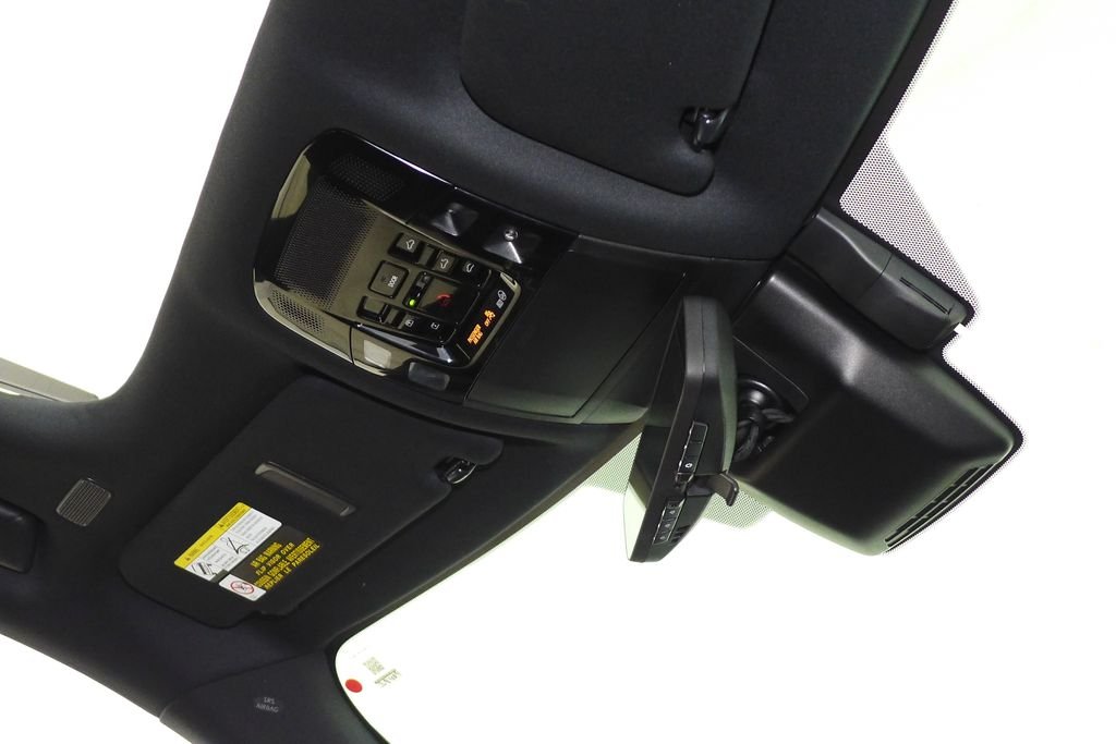 Used 2023 Ultra White Lexus 500h F SPORT Performance image 17
