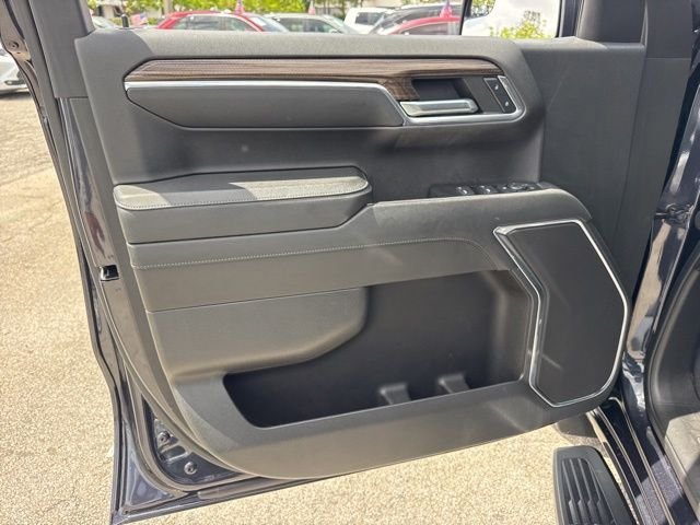 Used 2023 Gray Chevrolet LT image 30
