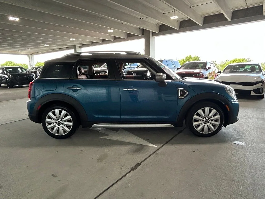 Used 2022 Island Blue Metallic MINI Classic image 5