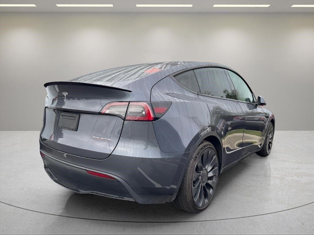 Used 2023  TESLA  image 8