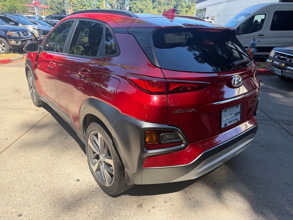 Used 2021 Pulse Red Hyundai Limited image 5