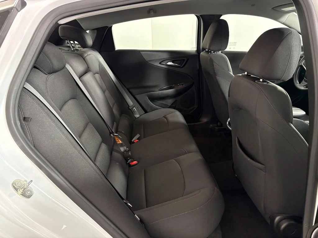 Used 2024 White Chevrolet LT image 36