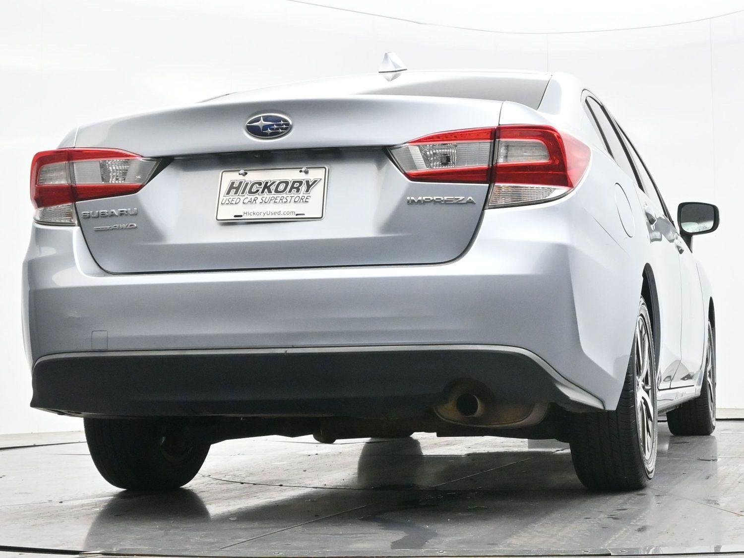 Used 2019 Ice Silver Metallic Subaru Premium image 44