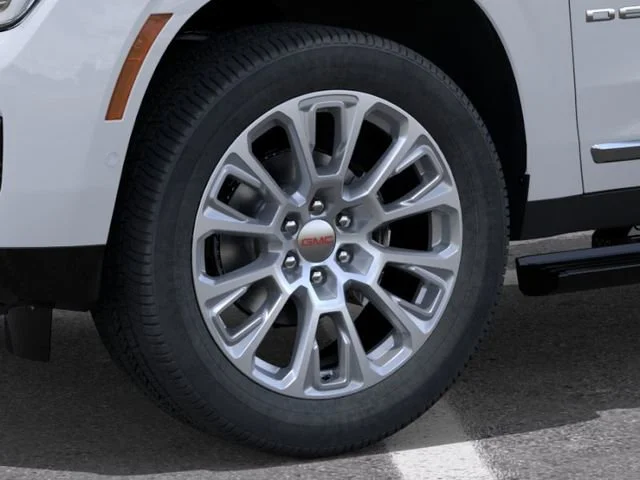 New 2026 Glacier White Tricoat GMC Denali image 9