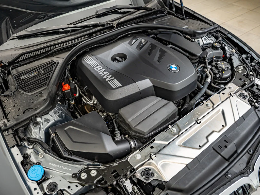 New 2026 Skyscraper Grey Metallic BMW 330i xDrive image 37