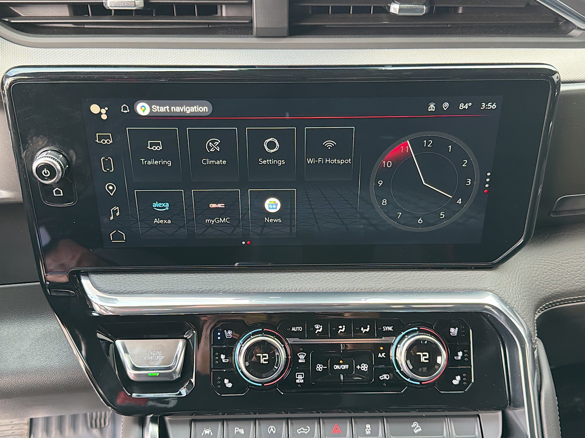 Used 2025 White Frost Tricoat GMC Denali image 29