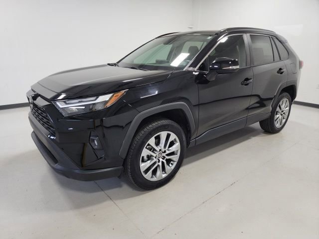 2024 Toyota RAV4 XLE Premium - Photo 8
