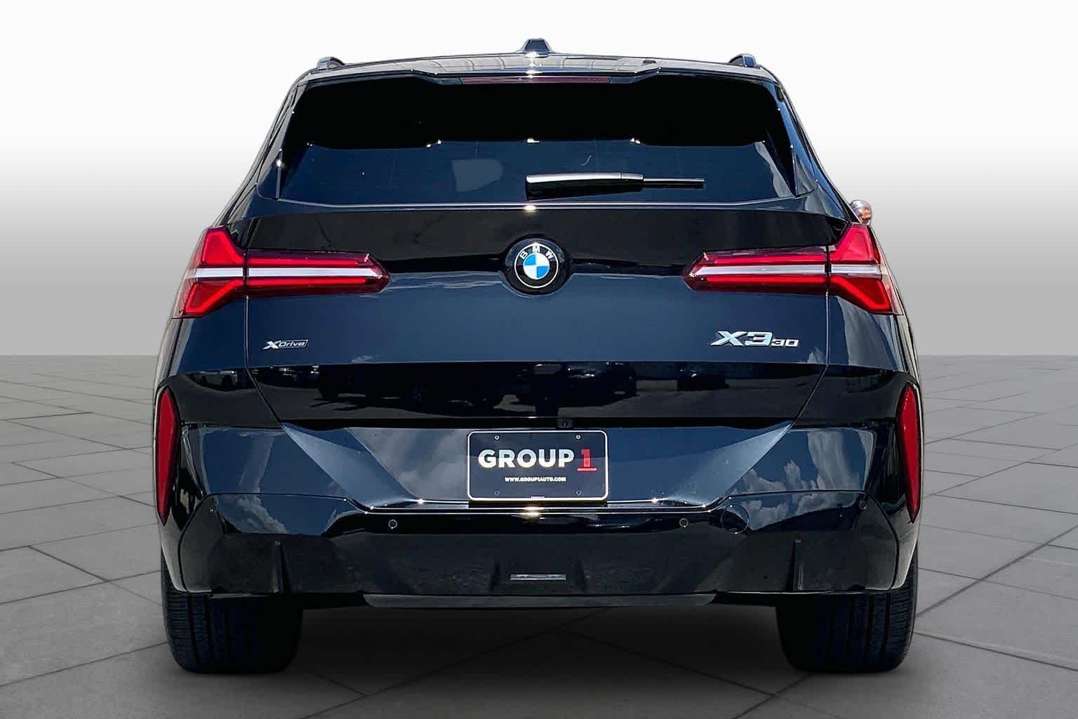 Used 2025 Black Sapphire Metallic BMW 30 xDrive image 5