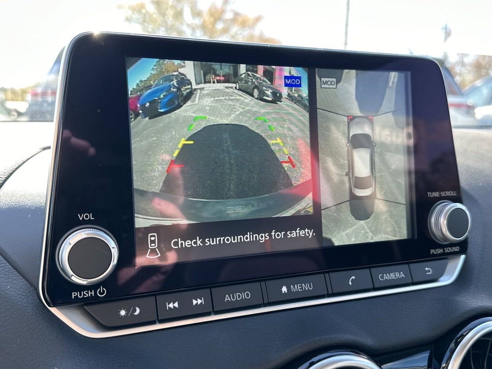 2025 Nissan Sentra SR - Photo 27