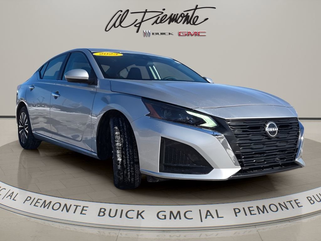 2023 Nissan Altima SV