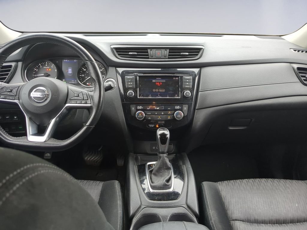 Used 2020 Gun Metallic Nissan SV image 14